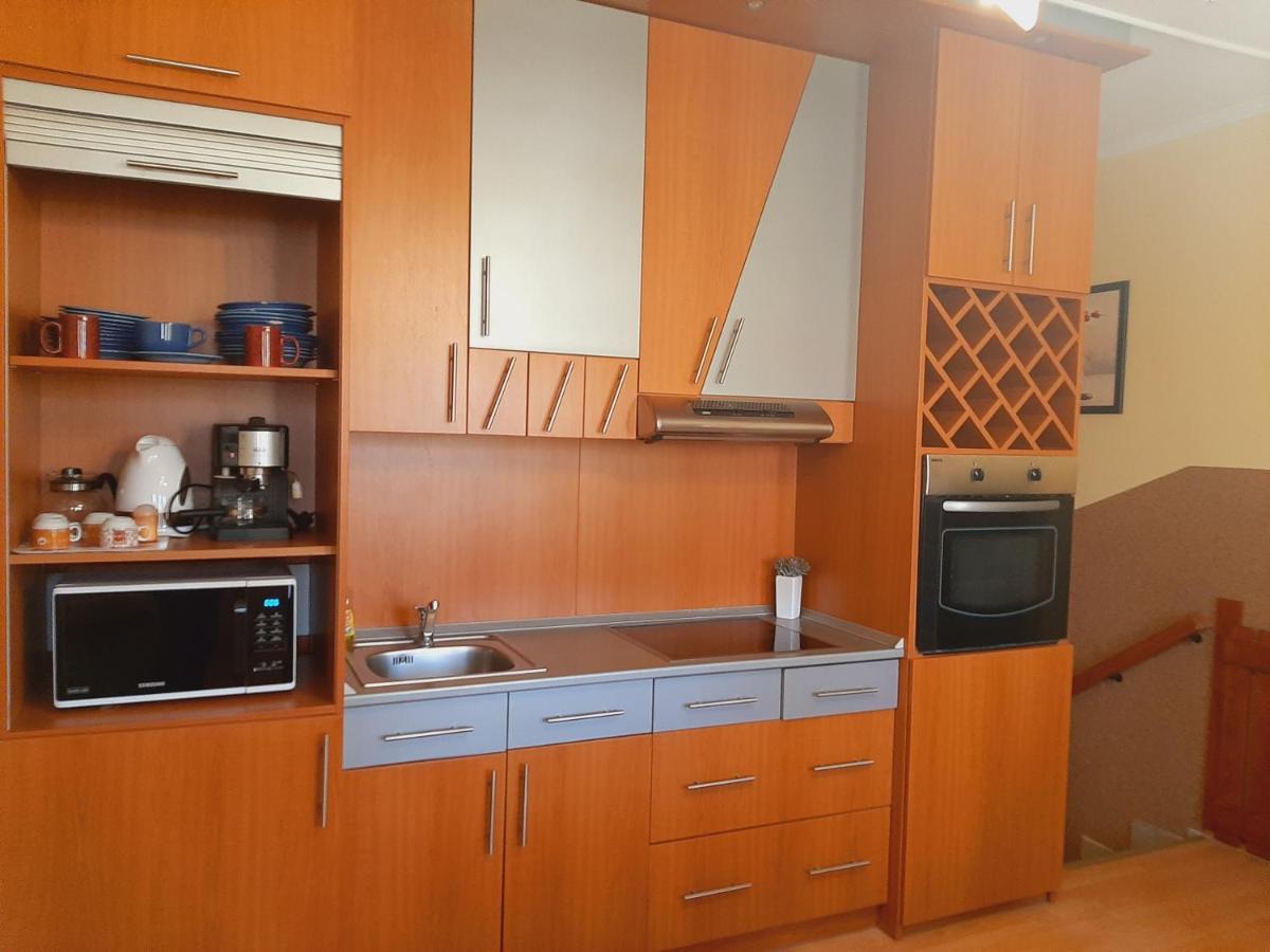 Aqua Apartman Gyula Exteriör bild
